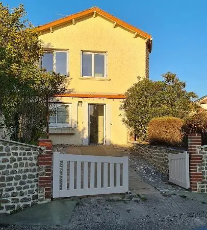 Holiday home Marsiluga 12 Couchages 5 Chambres Jardin A 6 Min Du Puy Du Fou *