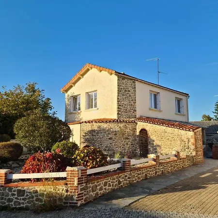 Marsiluga 12 Couchages 5 Chambres Jardin A 6 Min Du Puy Du Fou Holiday home Saint-Mars-la-Reorthe