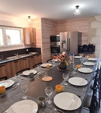 Holiday home Marsiluga 12 Couchages 5 Chambres Jardin A 6 Min Du Puy Du Fou Saint-Mars-la-Reorthe