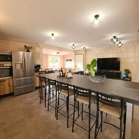 Holiday home Marsiluga 12 Couchages 5 Chambres Jardin A 6 Min Du Puy Du Fou *