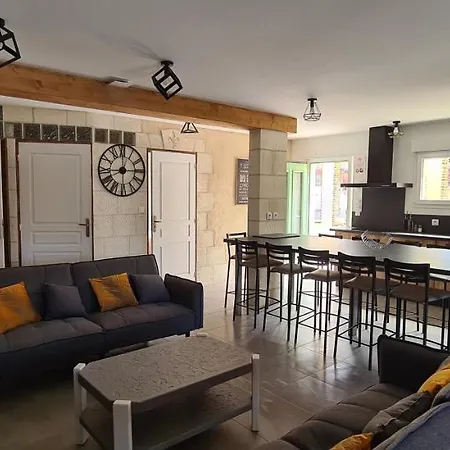 Holiday home Marsiluga 12 Couchages 5 Chambres Jardin A 6 Min Du Puy Du Fou Saint-Mars-la-Reorthe